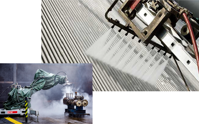 1. Detailansicht der Luftkühlerreinigung mit zehn Wasserstrahldüsen im Einsatz. 2. Automatisierte Reinigungsarbeiten mit dem Hochdruckreinigungsroboter AIC